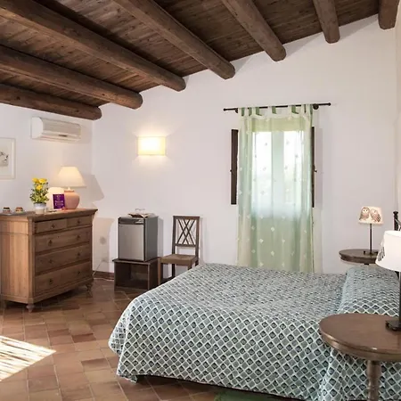 Pozzo Di Mazza Lantgård Syrakusa